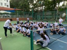 Learn Tennis with Tu Doan - Group learning format  
Forehand, Backhand, Serve, Rally and Score - 1