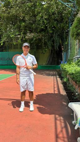 Class for those who know how to play tennis - 0