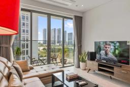 Experience Luxury at Vinhomes Central Park – Book Your Short-Term Stay Today! - 5