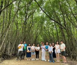 English-speaking tour guide, Saigon city tour, Mekong tour, Cu Chi tunnels tour, rural area tour - 0