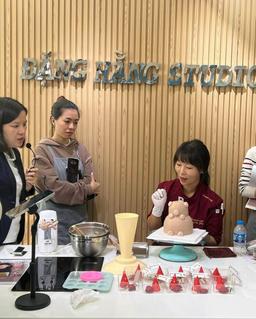 Korean commercial interpreter, developing effective trade for businesses - 5