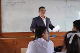 COMMUNICATING LIKE A NATIVE SPEAKER IN 1:1 ENGLISH CLASS - 0