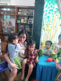 PART-TIME EVENING NANNY SERVICE - SUPPORT SOLUTION FOR CHILDCARE AFTER WORK - 1