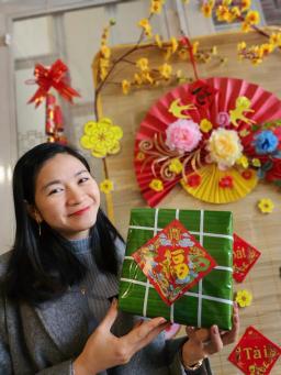 MOTHER NGUYEN KHANH HOA - THE PERSON WHO KEEPS YOUNG WITH THE HEART - 0