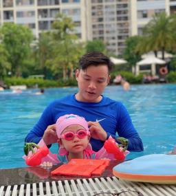 Shake off your fears and welcome joy: Nyswimming 1:1 swimming lessons - 2