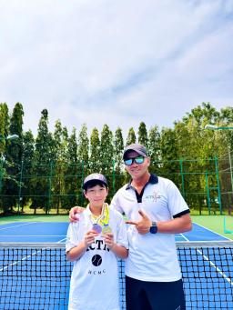 Senior coach Class ( more than 07 years experience, International Certified ) - 0