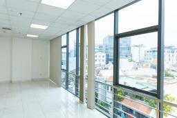 Office for rent 105m2 in Tan Son Nhat airport area - Best price in the area - 3